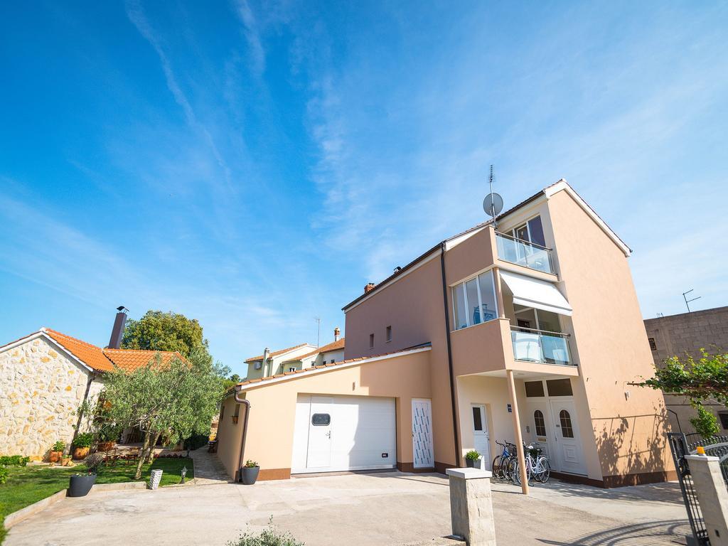 Apartment Sunny Garden Brodarica (Sibenik-Knin)