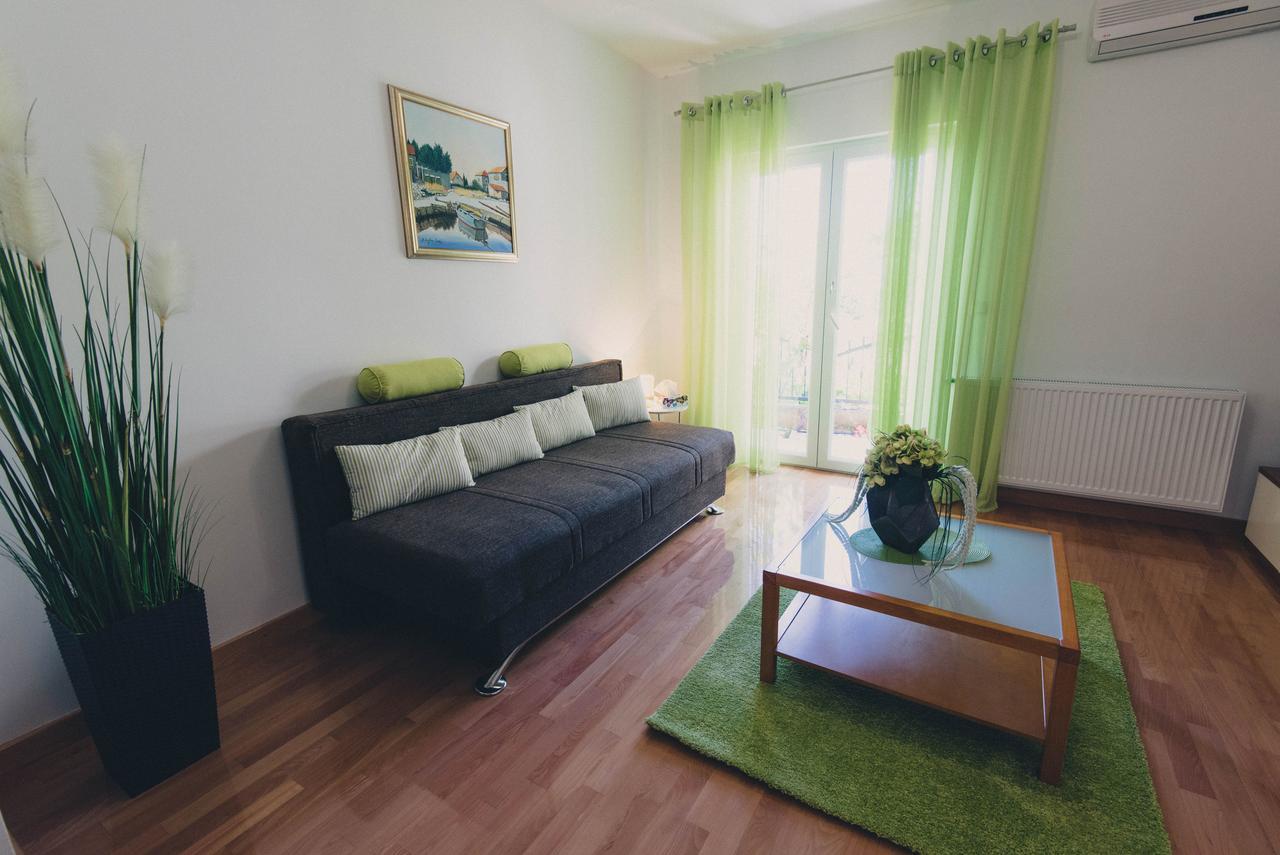 Apartment Sunny Garden *